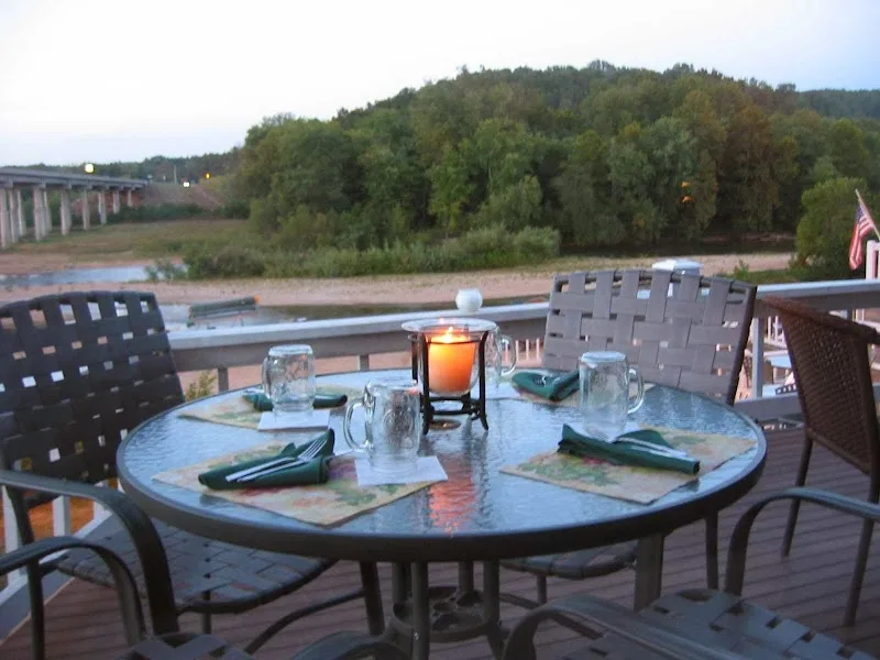 The Blue Heron Restaurant at The Landing