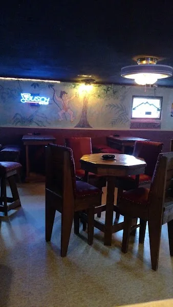 Jungle Bar & Grill